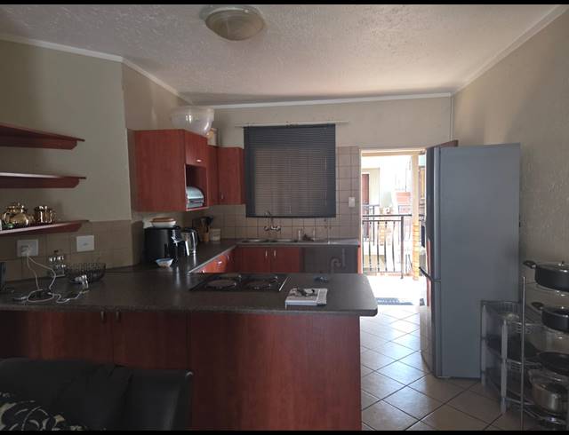 2 BEDROOM APARTMENT FOR SALE IN RUSTENBURG CENTRAL